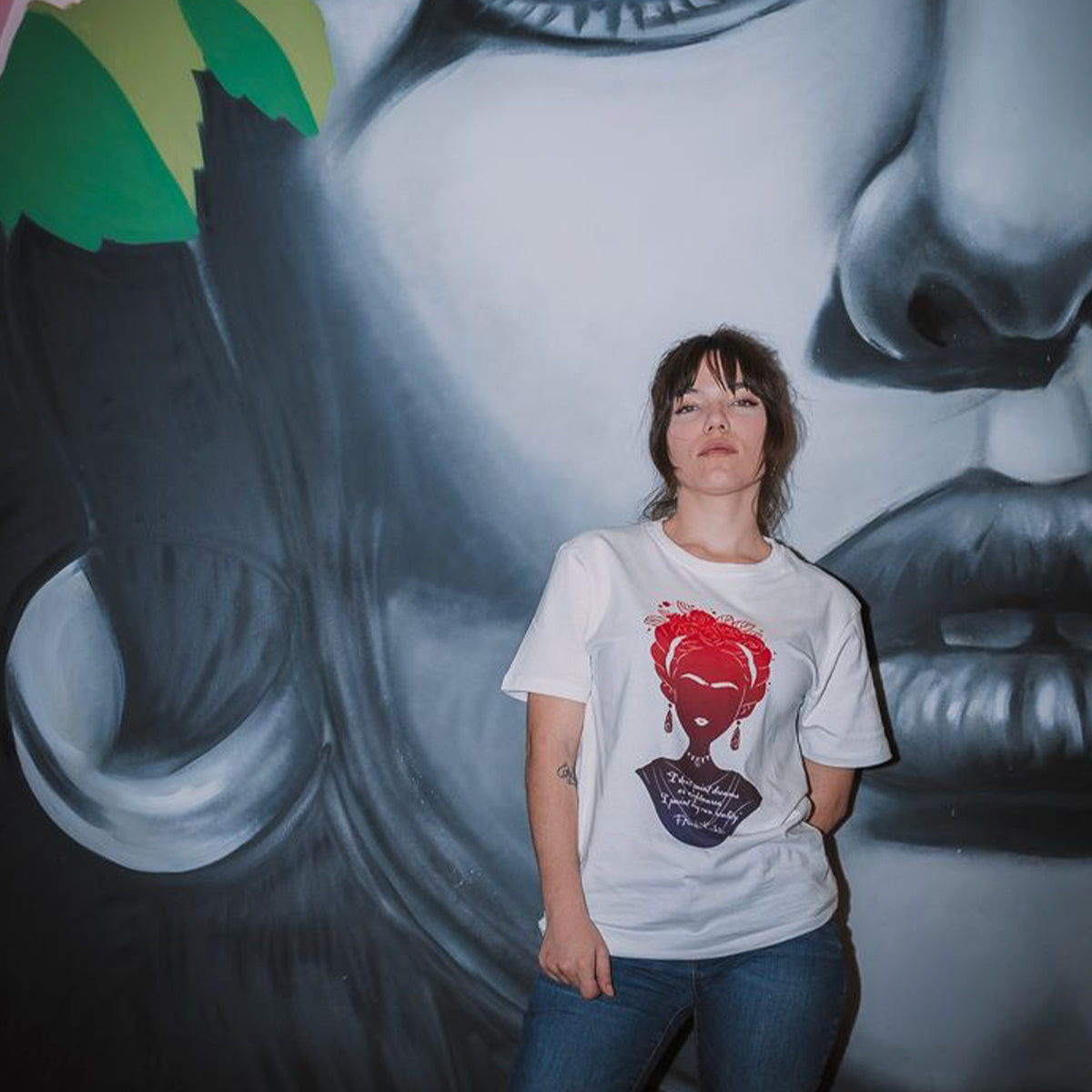 Camiseta manga corta con licencia Frida Kahlo Reality